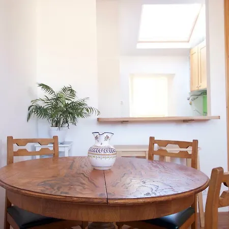 Castelinhos Apartman *