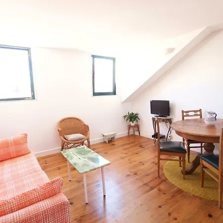 Castelinhos Apartman *